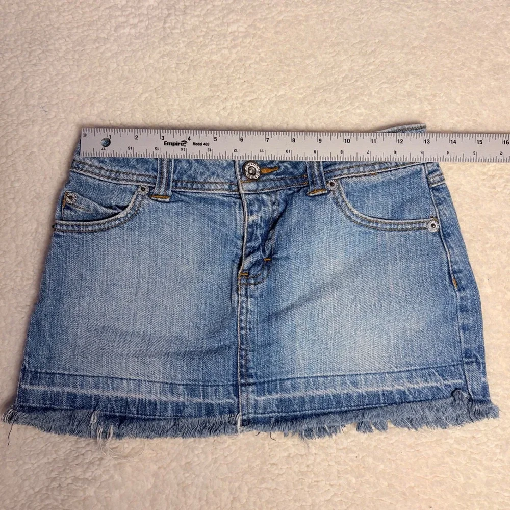 Y2K Arizona Jean Co Denim Mini Skirt Light Wash Raw Hem #16
